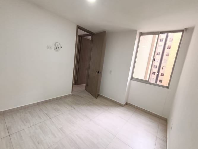 Apartamento de 3 alcobas en arriendo en La Prosperidad, Madrid, 64 m² · foto 9 de 24