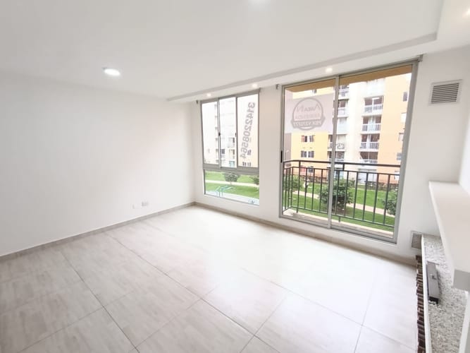 Apartamento de 3 alcobas en arriendo en La Prosperidad, Madrid, 64 m² · foto 3 de 24