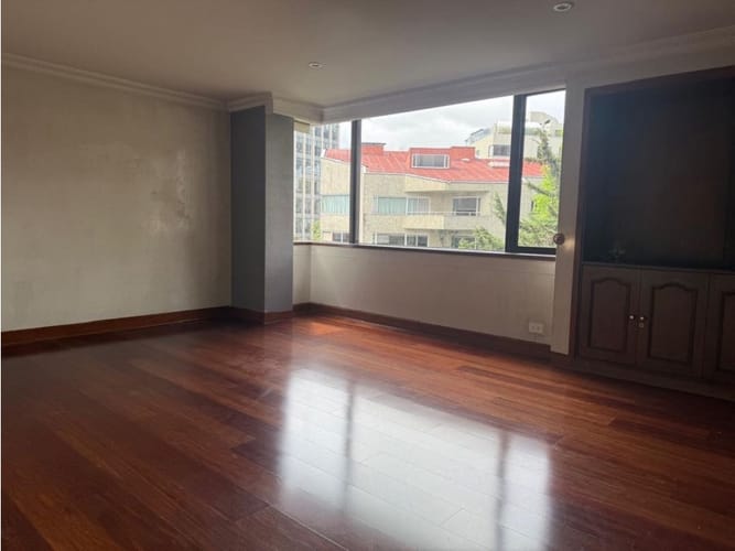 Apartamento de 3 alcobas en arriendo en El Nogal, Bogotá, 247 m² · foto 12 de 17