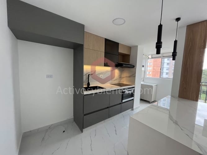 Apartamento de 3 alcobas en arriendo en Los Colegios, Rionegro, 67 m² · foto 2 de 11