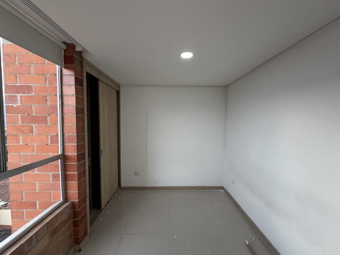 Apartamento de 2 alcobas en venta en Suramérica, Itagüí, 54 m² · foto 5 de 17