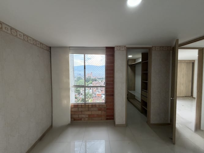 Apartamento de 2 alcobas en venta en Suramérica, Itagüí, 54 m² · foto 10 de 17