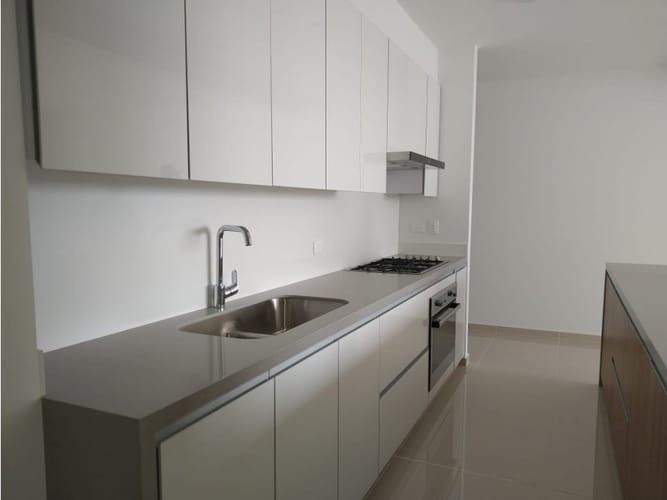 Apartamento de 3 alcobas en arriendo en Pance, Cali, 168 m² · foto 5 de 24