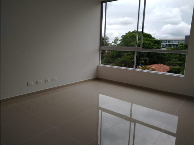 Apartamento de 3 alcobas en arriendo en Pance, Cali, 168 m² · foto 8 de 24