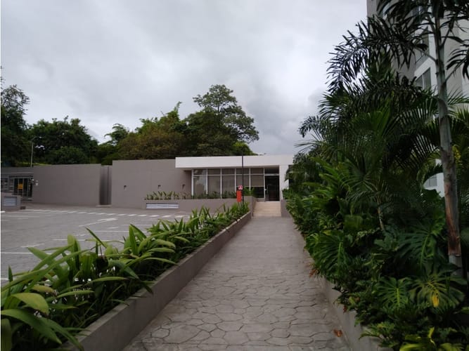 Apartamento de 3 alcobas en arriendo en Pance, Cali, 168 m² · foto 16 de 24