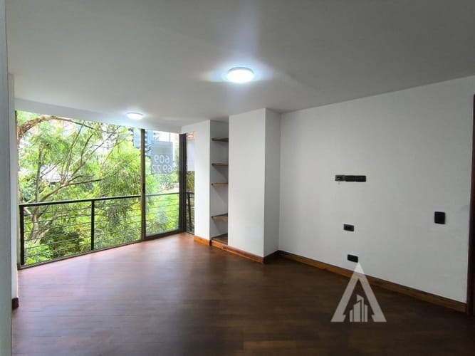 Apartamento de 2 alcobas en arriendo en El Tesoro, Medellín, 96 m² · foto 12 de 22