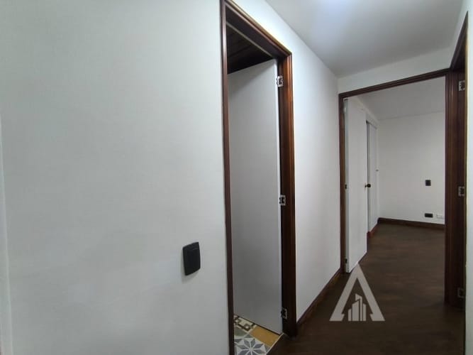 Apartamento de 2 alcobas en arriendo en El Tesoro, Medellín, 96 m² · foto 14 de 22