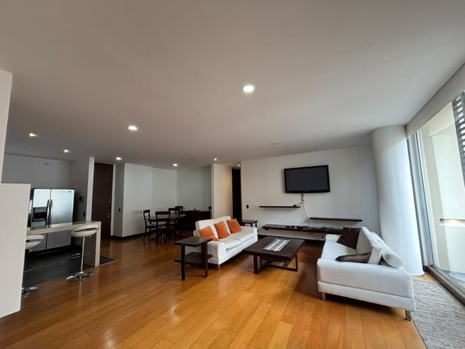 Apartamento de 2 alcobas en venta en Chicó Reservado, Bogotá, 115 m² · foto 8 de 12