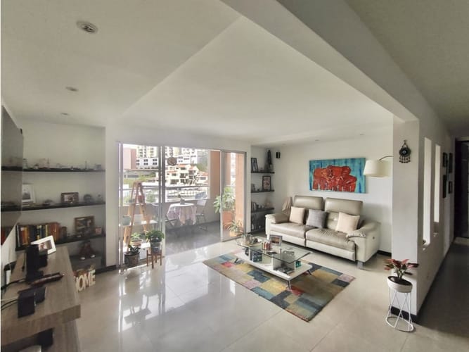 Apartamento de 2 alcobas en venta en Bellavista, Cali, 107 m² · foto 6 de 14