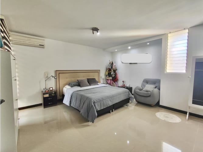 Apartamento de 2 alcobas en venta en Bellavista, Cali, 107 m² · foto 7 de 14