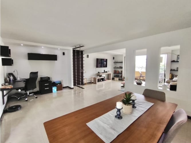 Apartamento de 2 alcobas en venta en Bellavista, Cali, 107 m² · foto 10 de 14