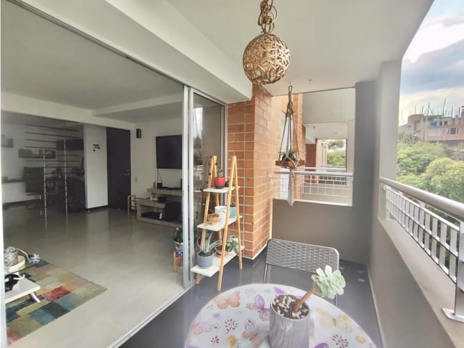 Apartamento de 2 alcobas en venta en Bellavista, Cali, 107 m² · foto 11 de 14
