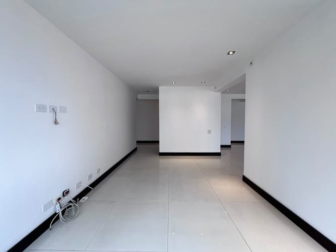 Apartamento de 3 alcobas en arriendo en El Poblado, Medellín, 180 m² · foto 6 de 17