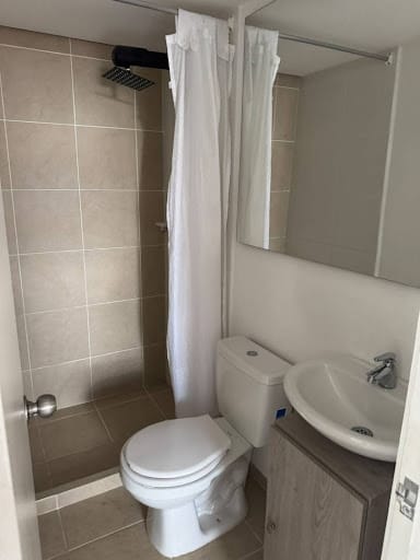 Apartamento de 3 alcobas en arriendo en Pajarito, Medellín, 50 m² · foto 6 de 8