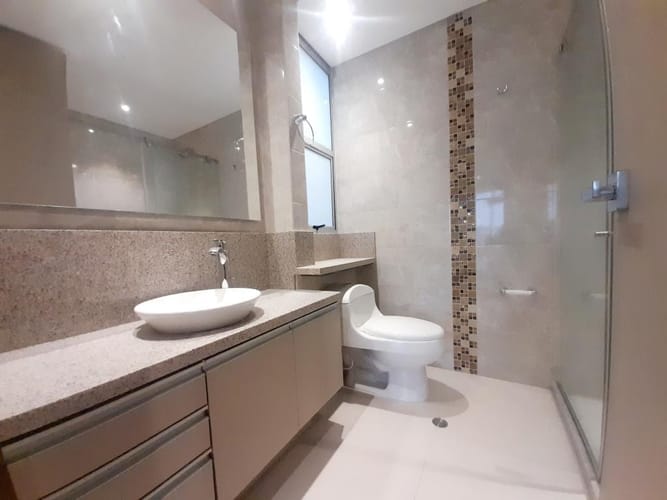 Apartamento de 2 alcobas en arriendo en Chicó Alto, Bogotá, 88 m² · foto 13 de 20