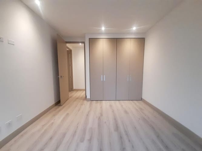 Apartamento de 2 alcobas en arriendo en Chicó Alto, Bogotá, 88 m² · foto 15 de 20
