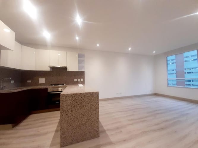 Apartamento de 2 alcobas en arriendo en Chicó Alto, Bogotá, 88 m² · foto 16 de 20