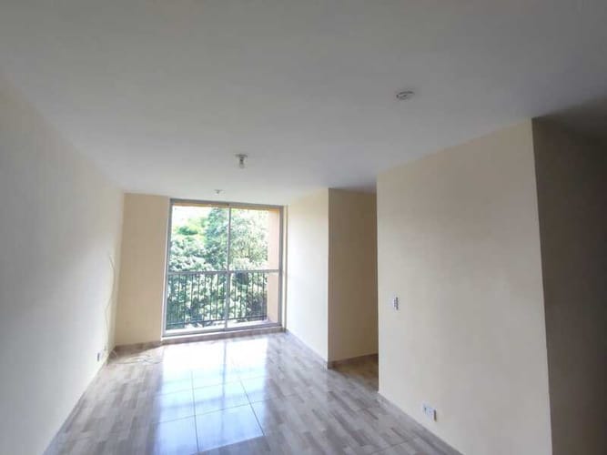 Apartamento de 3 alcobas en arriendo en La Bermejala, La Estrella, 55 m² · foto 4 de 18