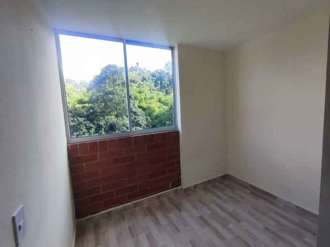 Apartamento de 3 alcobas en arriendo en La Bermejala, La Estrella, 55 m² · foto 9 de 18