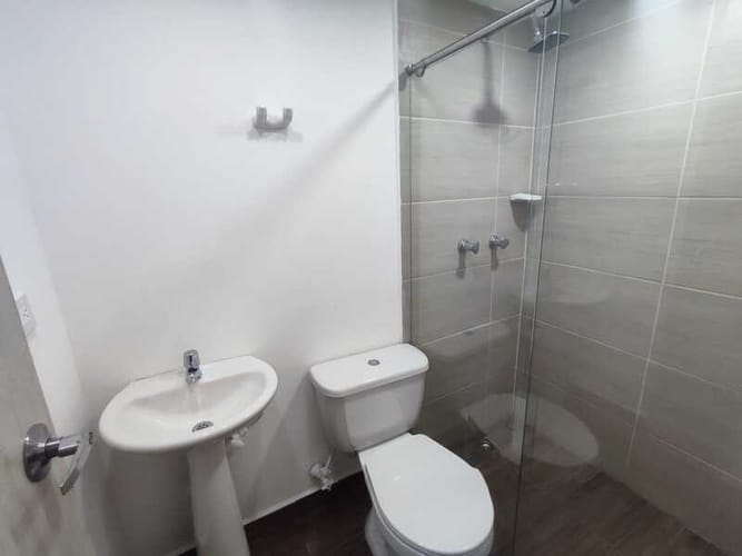 Apartamento de 3 alcobas en arriendo en La Bermejala, La Estrella, 55 m² · foto 15 de 18