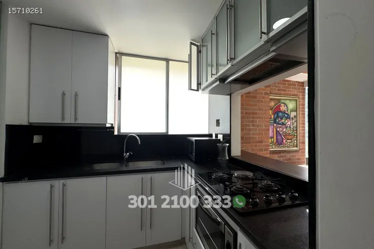 Apartamento de 2 alcobas en arriendo en El Tesoro, Medellín, 139 m² · foto 13 de 24