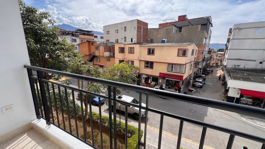 Apartaestudio en venta en Granjas De Provenza, Bucaramanga, 45 m² · foto 2 de 13