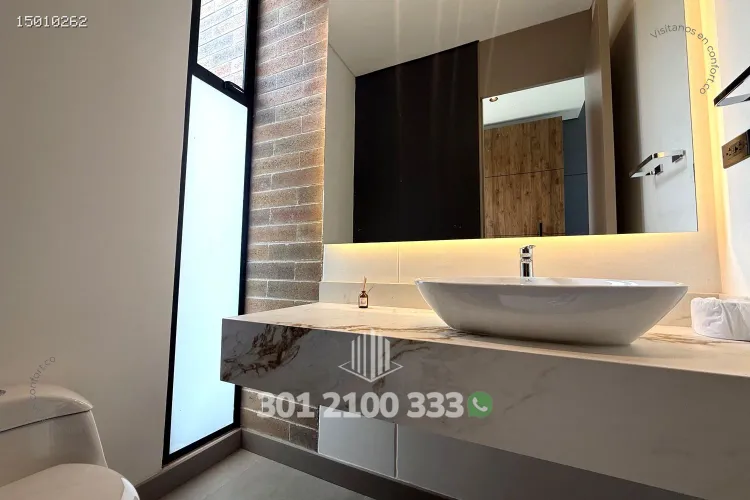 Casa de 3 alcobas en venta en Loma Del Escobero, Envigado, 330 m² · foto 5 de 24