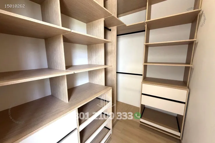 Casa de 3 alcobas en venta en Loma Del Escobero, Envigado, 330 m² · foto 20 de 24
