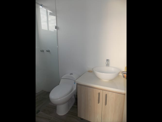 Casa de 4 alcobas en arriendo en San Bernardo Del Viento, Manizales, 300 m² · foto 4 de 24