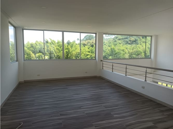 Casa de 4 alcobas en arriendo en San Bernardo Del Viento, Manizales, 300 m² · foto 9 de 24