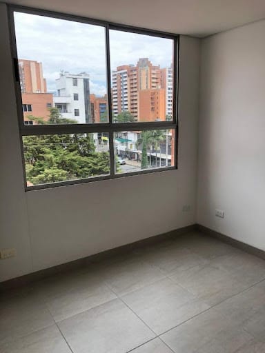 Apartaestudio en arriendo en Las Acacias, Medellín, 50 m² · foto 6 de 8