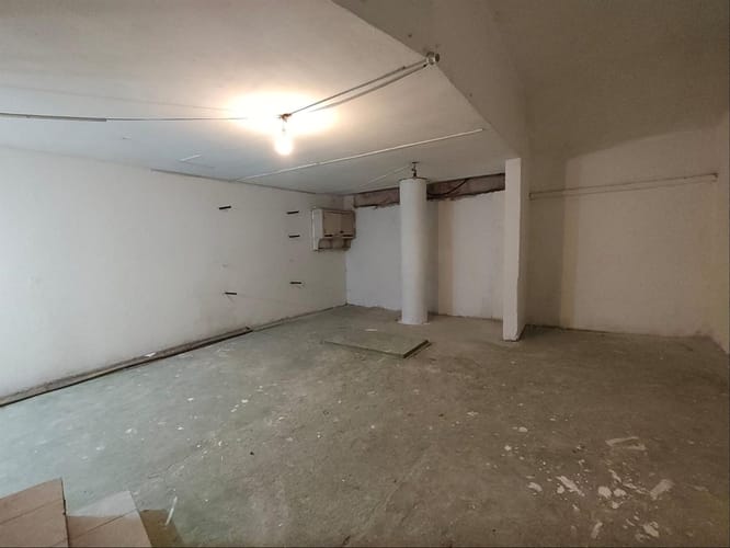 ALQUILER Local comercial de 88m2 en Centro · Foto 5