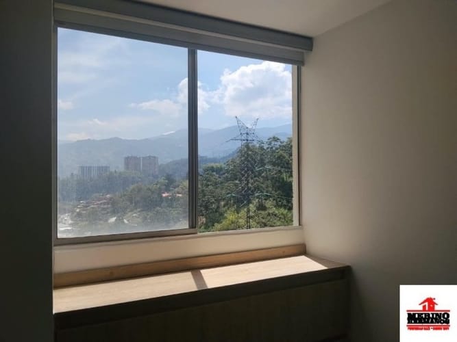 Apartamento de 2 alcobas en venta en Suramérica, La Estrella, 50 m² · foto 21 de 23