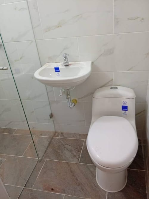 Apartamento en arriendo en Las Violetas, Medellín, 35 m² · foto 3 de 5