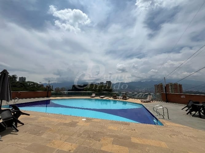 Apartamento en arriendo en Loma Del Indio, Medellín, 78 m² · foto 23 de 24