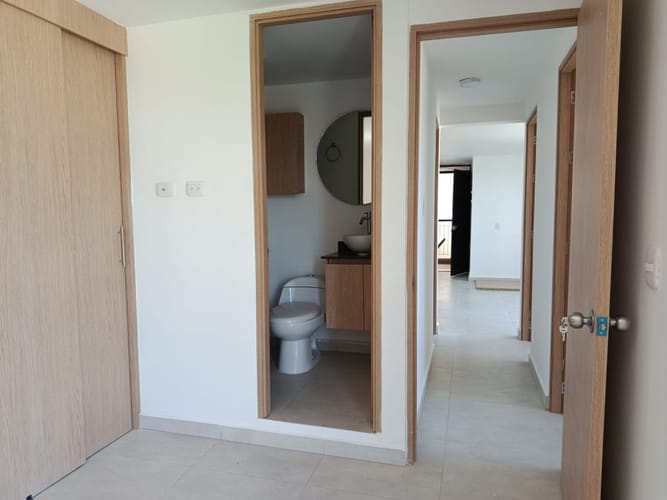 Apartamento de 3 alcobas en venta en Cuatro Esquinas, Rionegro, 55 m² · foto 4 de 16