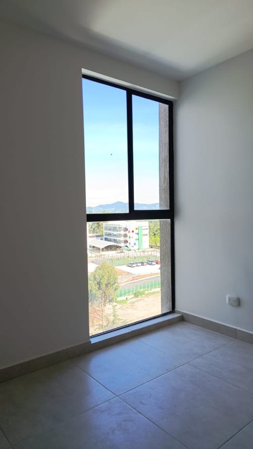 Apartamento de 3 alcobas en venta en Cuatro Esquinas, Rionegro, 55 m² · foto 7 de 16