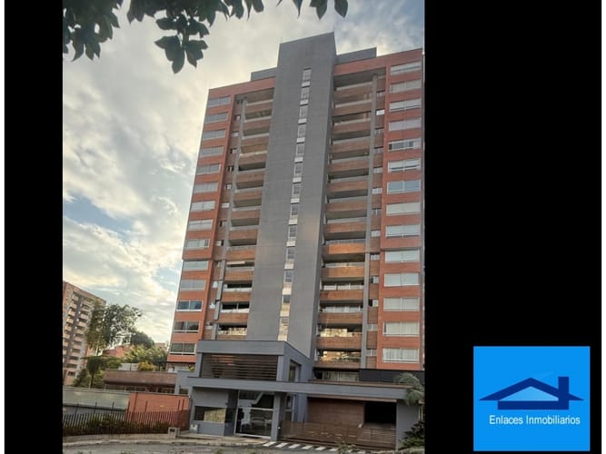 Apartamento de 3 alcobas en venta en La Abadia, Envigado, 127 m² · foto 1 de 20