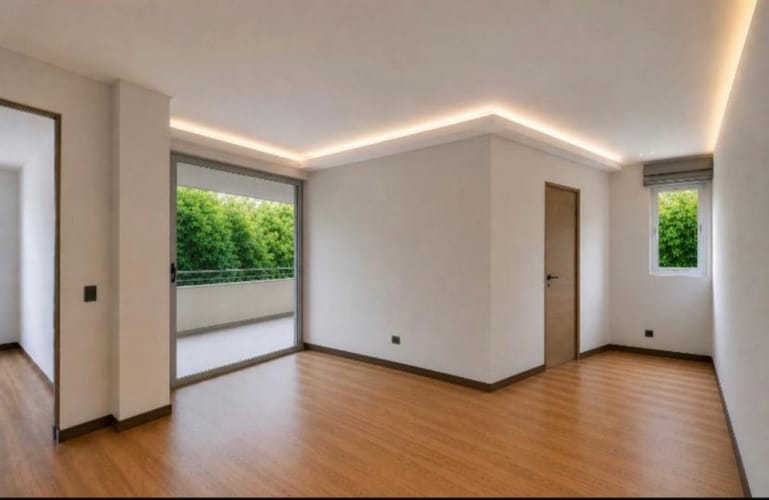 Apartamento de 2 alcobas en venta en Cumbres, Envigado, 92 m² · foto 2 de 12
