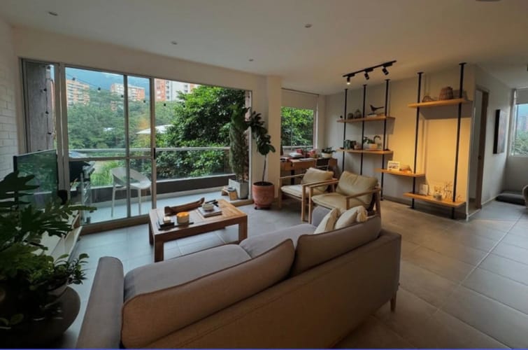 Apartamento de 2 alcobas en venta en Cumbres, Envigado, 92 m² · foto 4 de 12
