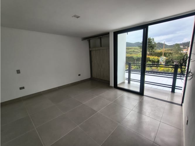 Apartamento de 2 alcobas en arriendo en Las Palmas, Envigado, 130 m² · foto 6 de 12