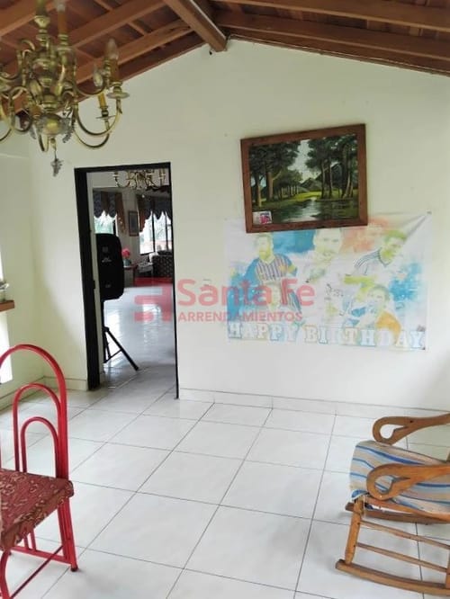 Casa de 4 alcobas en arriendo en La Bermejala, La Estrella, 550 m² · foto 8 de 10