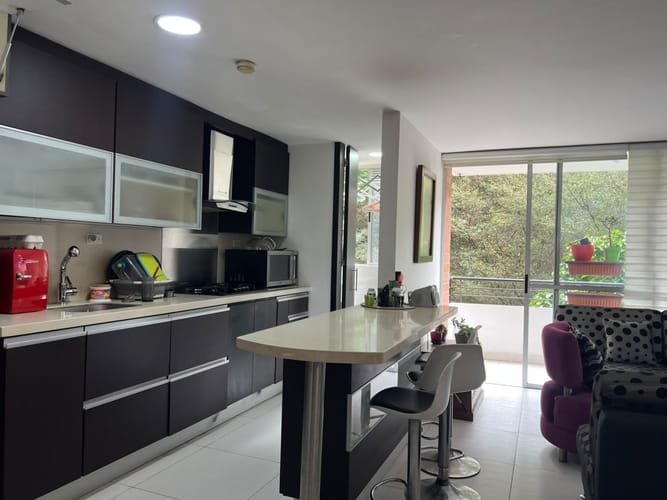 Apartamento de 2 alcobas en venta en Quebrada Clara, Envigado, 79 m² · foto 10 de 18
