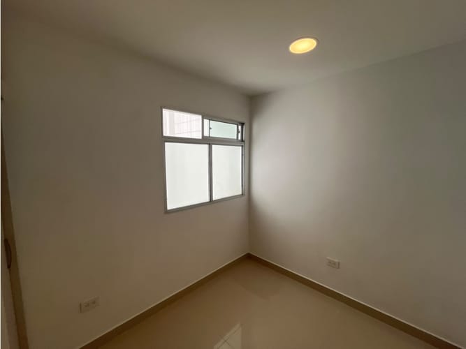 Apartamento de 3 alcobas en arriendo en Cabañas, Bello, 58 m² · foto 5 de 20