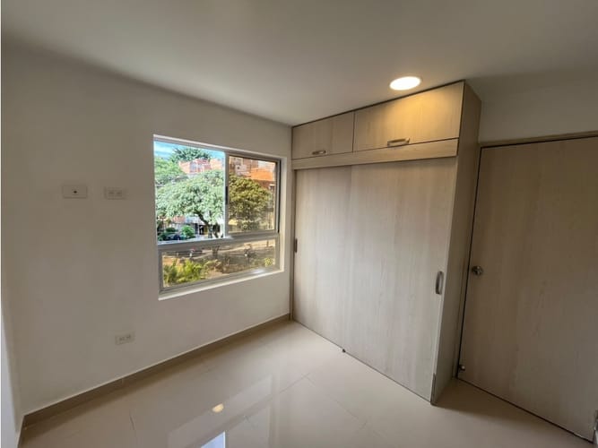 Apartamento de 3 alcobas en arriendo en Cabañas, Bello, 58 m² · foto 8 de 20