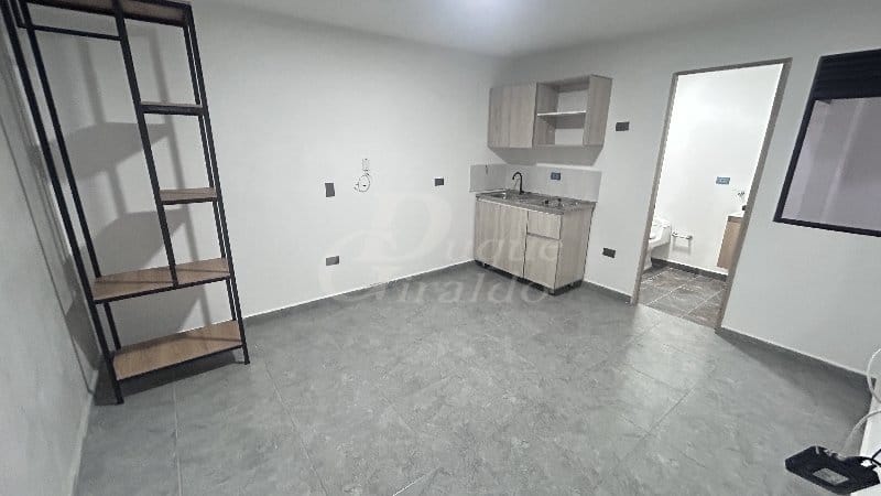 Apartaestudio en arriendo en Zona Centro, Envigado, 35 m² · foto 2 de 4