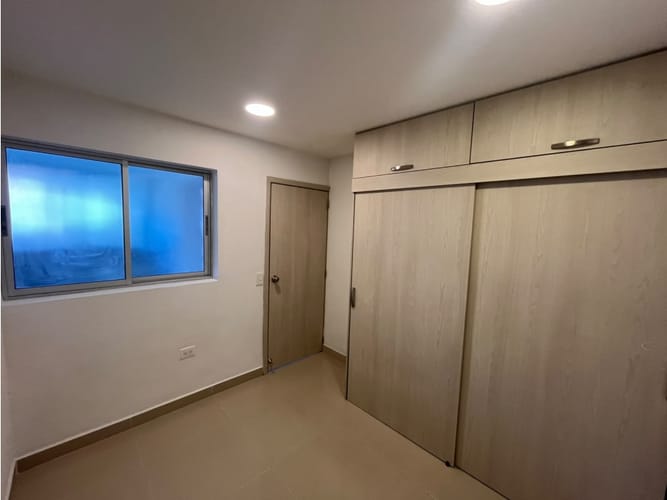 Apartamento de 3 alcobas en arriendo en Cabañas, Bello, 58 m² · foto 10 de 20