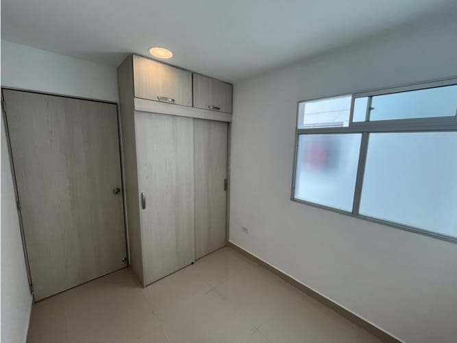 Apartamento de 3 alcobas en arriendo en Cabañas, Bello, 58 m² · foto 11 de 20