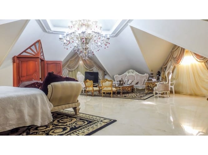 Casa de 4 alcobas en venta en Altos Del Poblado, Medellín, 912 m² · foto 4 de 24