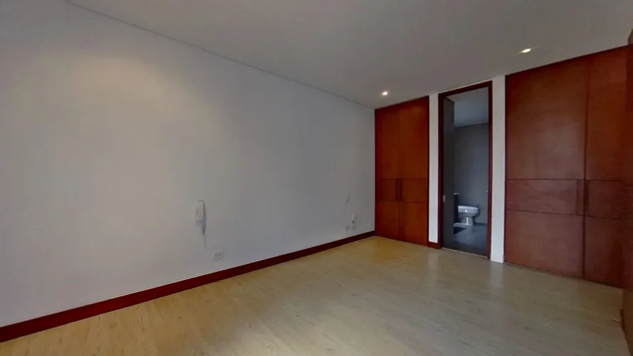 Apartamento de 1 alcoba en venta en Chico, Bogotá, 64 m² · foto 8 de 13